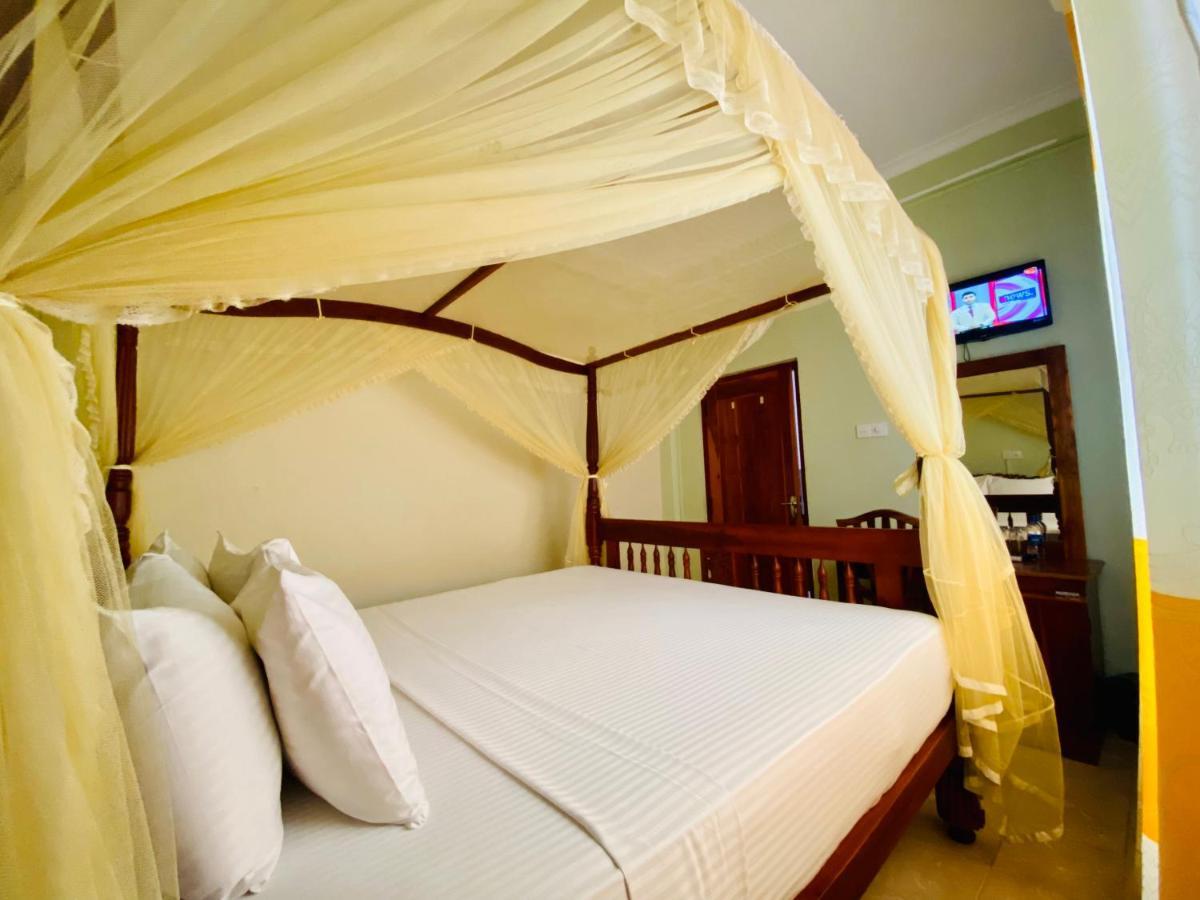 Hotel Montana Rest Anuradhapura Exterior foto