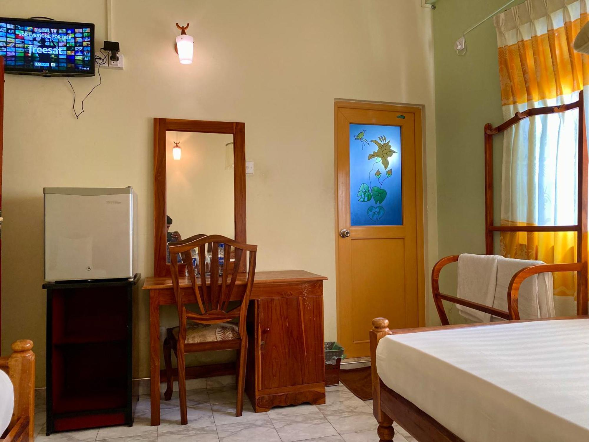 Hotel Montana Rest Anuradhapura Exterior foto