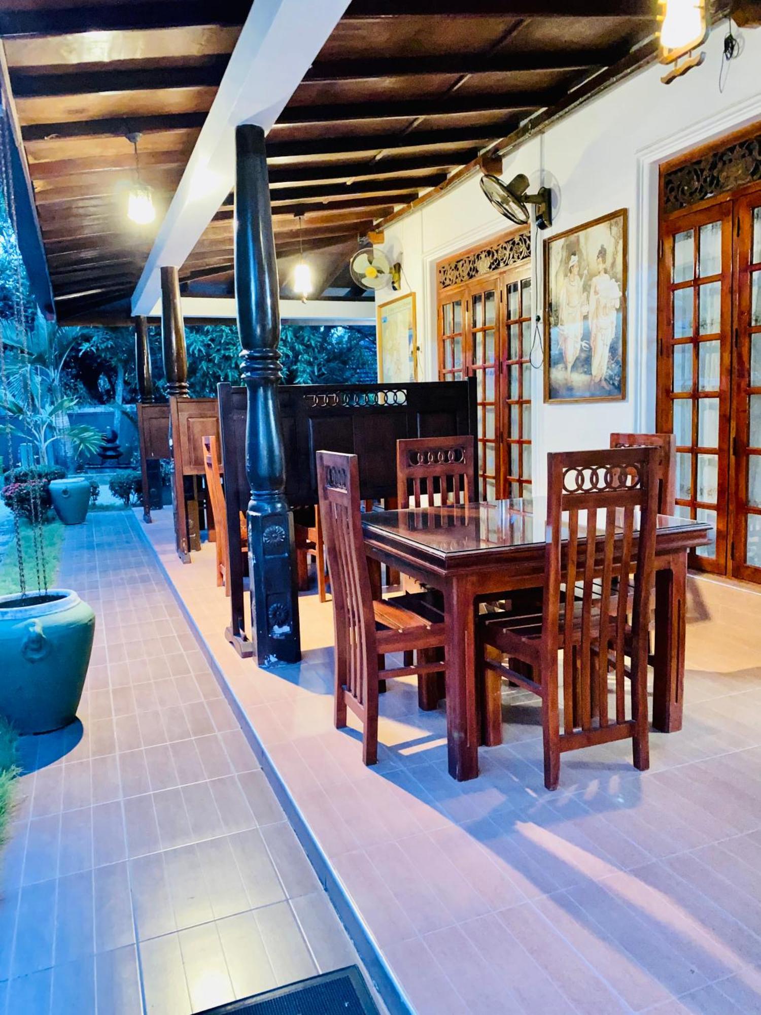 Hotel Montana Rest Anuradhapura Exterior foto