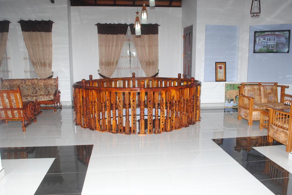 Hotel Montana Rest Anuradhapura Exterior foto