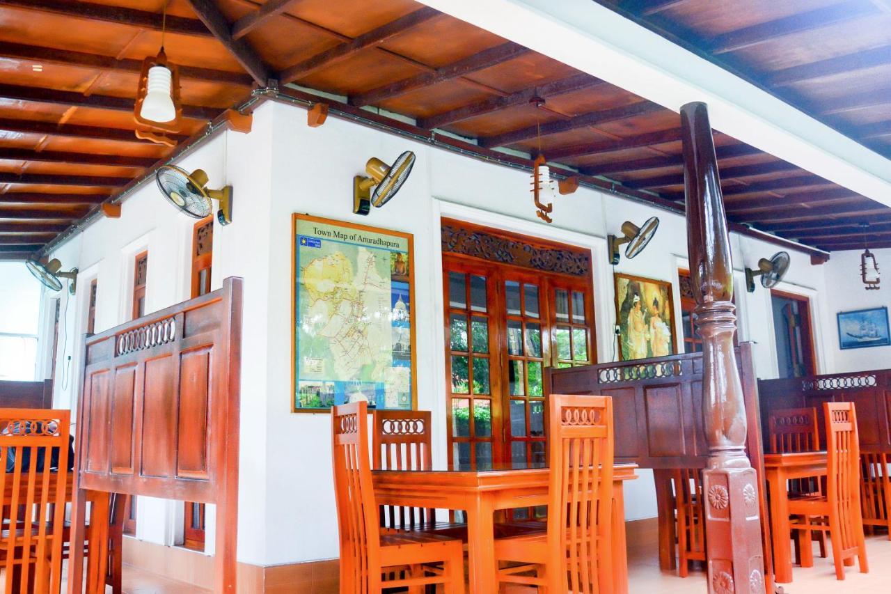 Hotel Montana Rest Anuradhapura Exterior foto